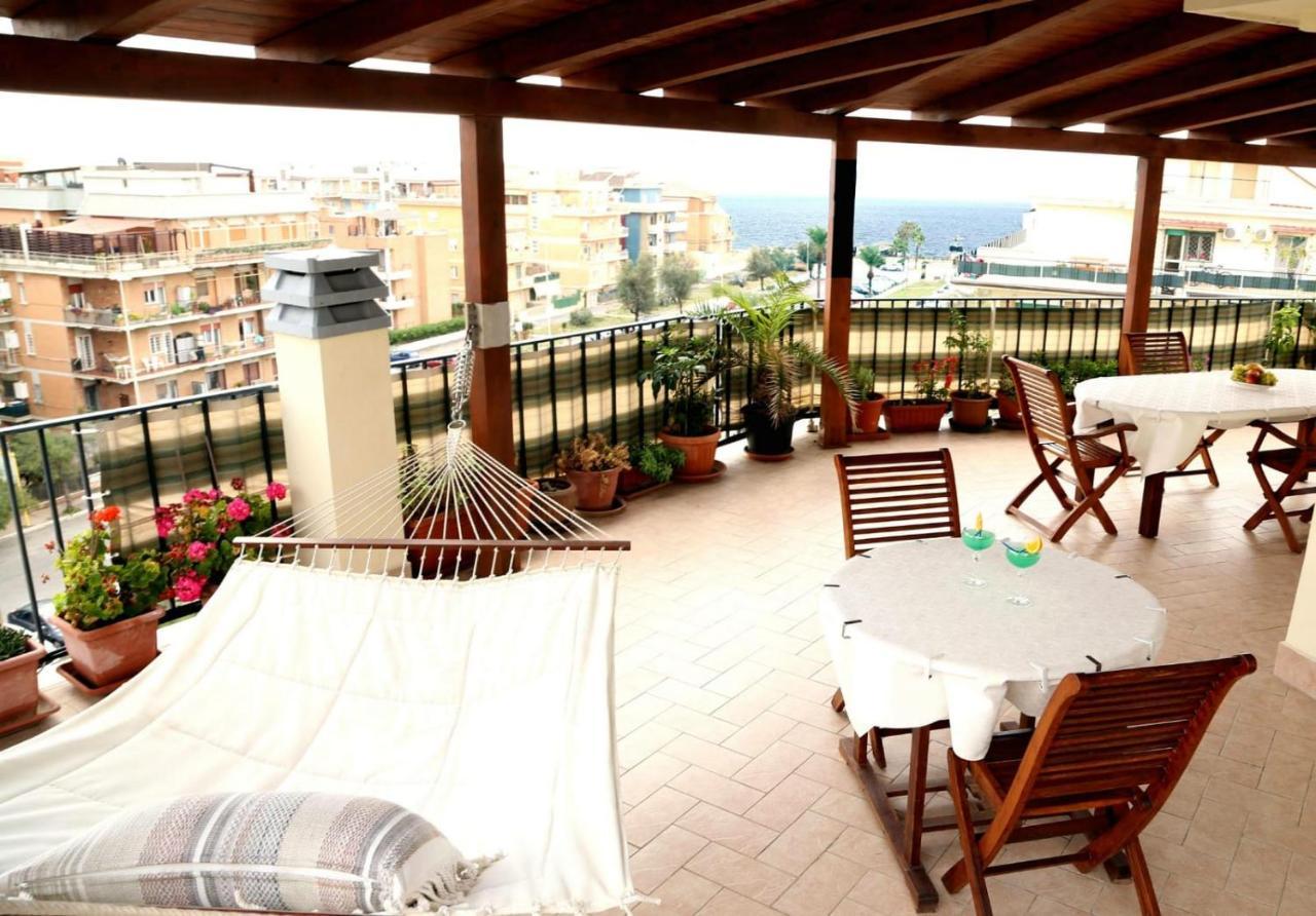 Ferienwohnung Superattico Lido di Ostia Exterior foto