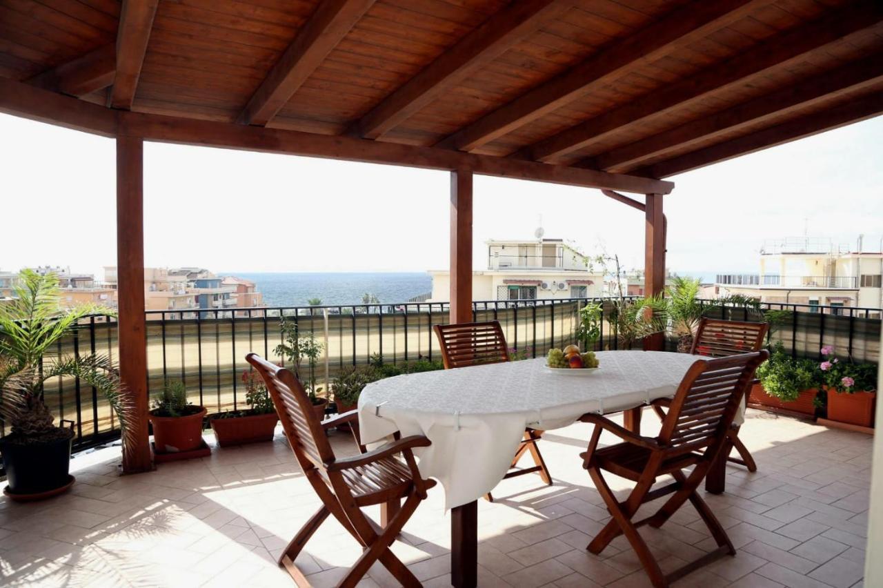 Ferienwohnung Superattico Lido di Ostia Exterior foto